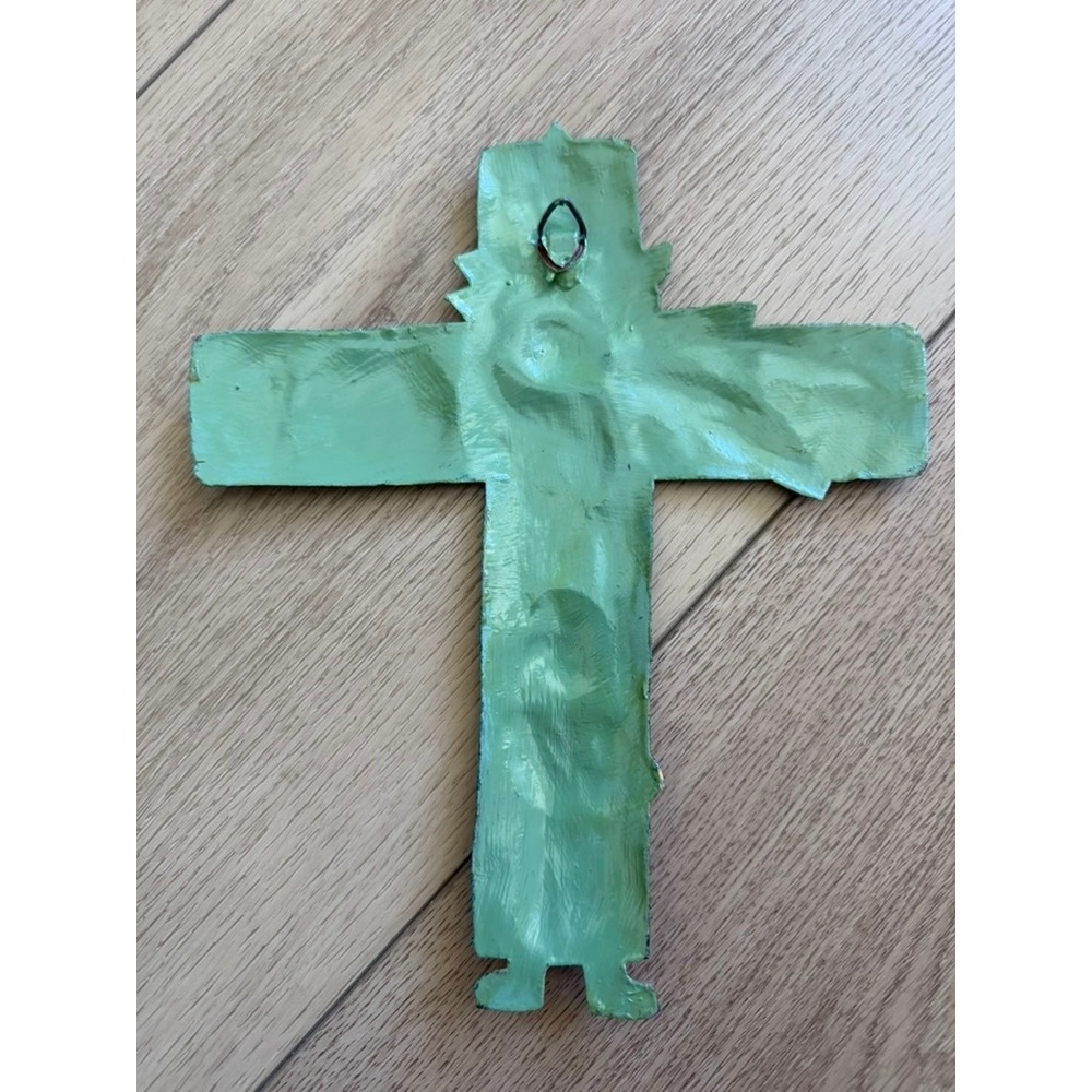El Salvador Hand Painted Metal Cross Nativity Scene Folk Art Wall Decor Multi - Picture 2 of 3